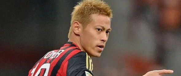 中场也能单箭头，巅峰的本田圭佑到底是何方神圣？