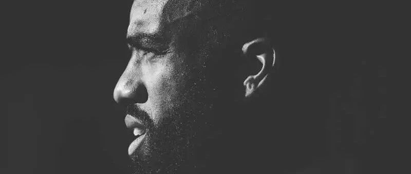 从门将变成前锋，他仍是那个不愿改变的拉卡泽特