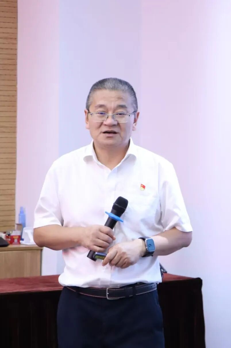 【书记讲党课】《从“红井”到“商道”——探寻企业立身之本与价值回归》