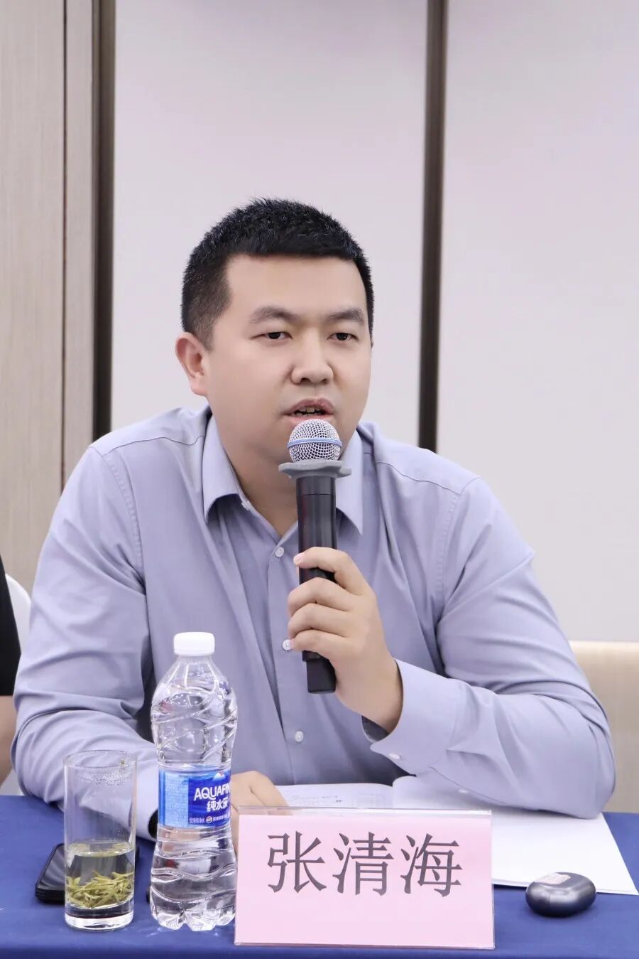 【会务动态】走进新华三探访前沿AI，共话智能体赋能企业发展｜浙江省四川商会五届五次会长办公会在杭州召开