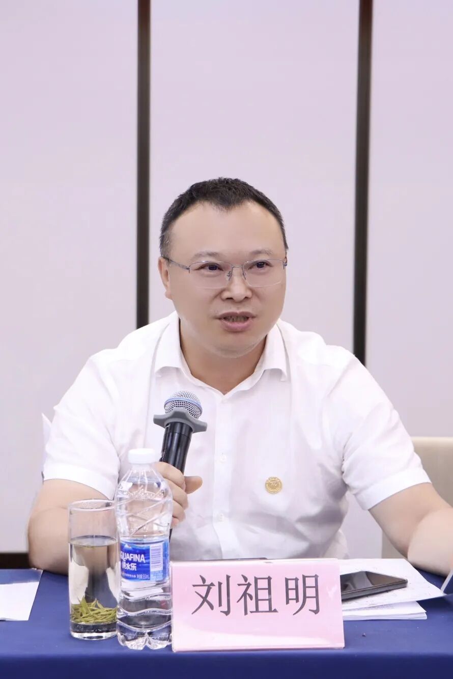 【会务动态】走进新华三探访前沿AI，共话智能体赋能企业发展｜浙江省四川商会五届五次会长办公会在杭州召开