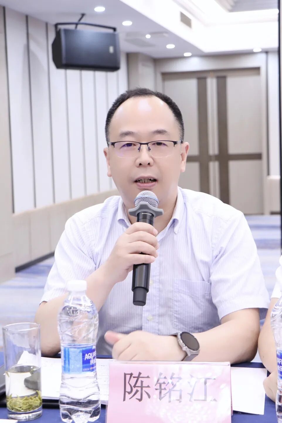 【会务动态】走进新华三探访前沿AI，共话智能体赋能企业发展｜浙江省四川商会五届五次会长办公会在杭州召开