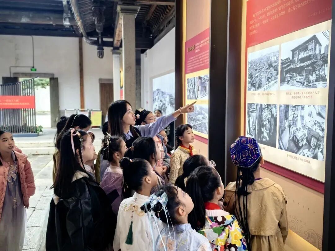 沉浸式感受！台江这所学校解锁“苍霞人家”新体验！