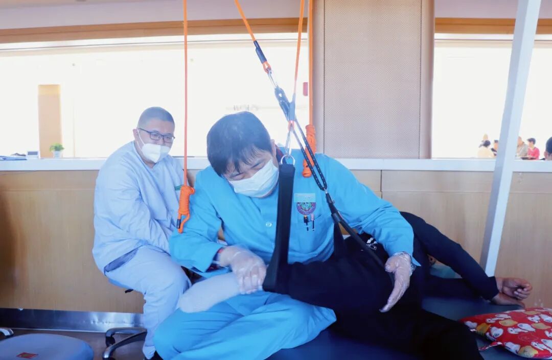 什么是康复机器人【步行训练的好帮手】下肢康复训练机器人_https://www.jmylbn.com_新闻资讯_第30张