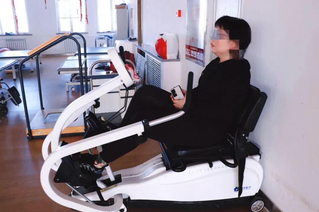 什么是康复机器人【步行训练的好帮手】下肢康复训练机器人_https://www.jmylbn.com_新闻资讯_第31张