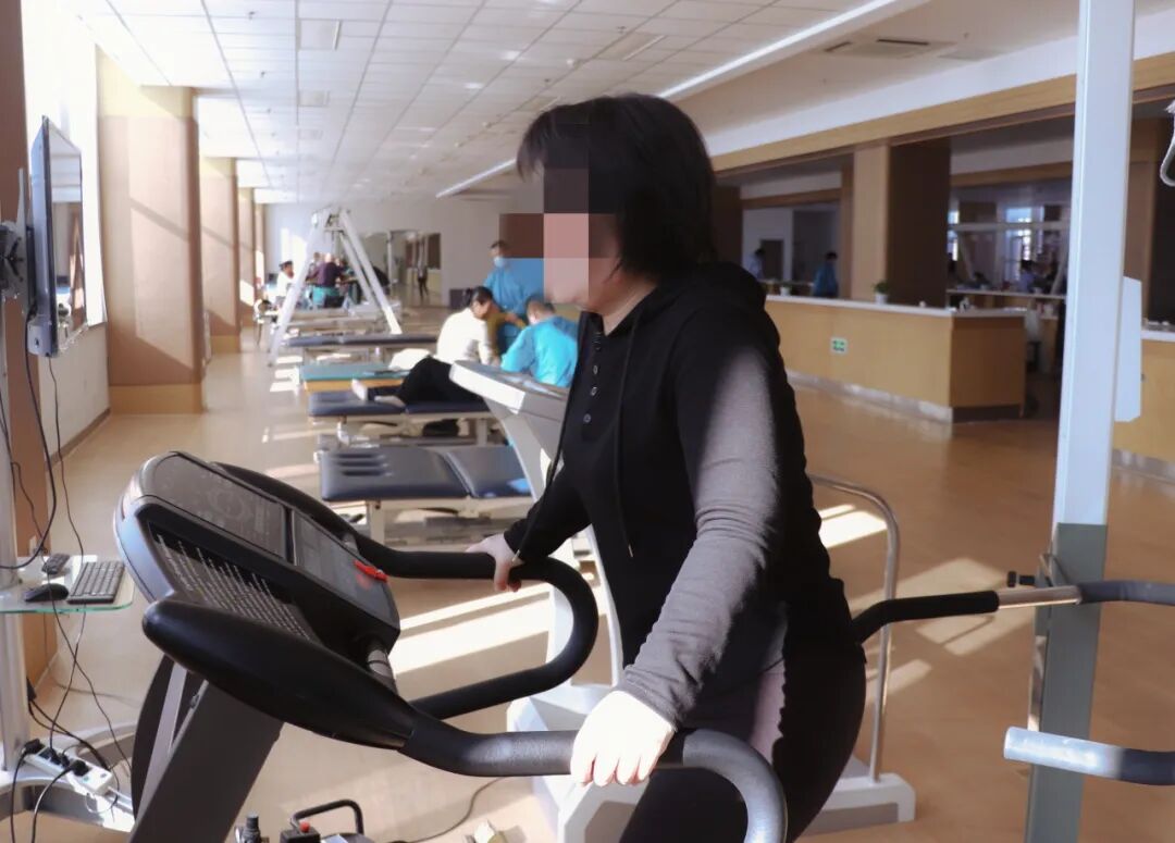 什么是康复机器人【步行训练的好帮手】下肢康复训练机器人_https://www.jmylbn.com_新闻资讯_第32张