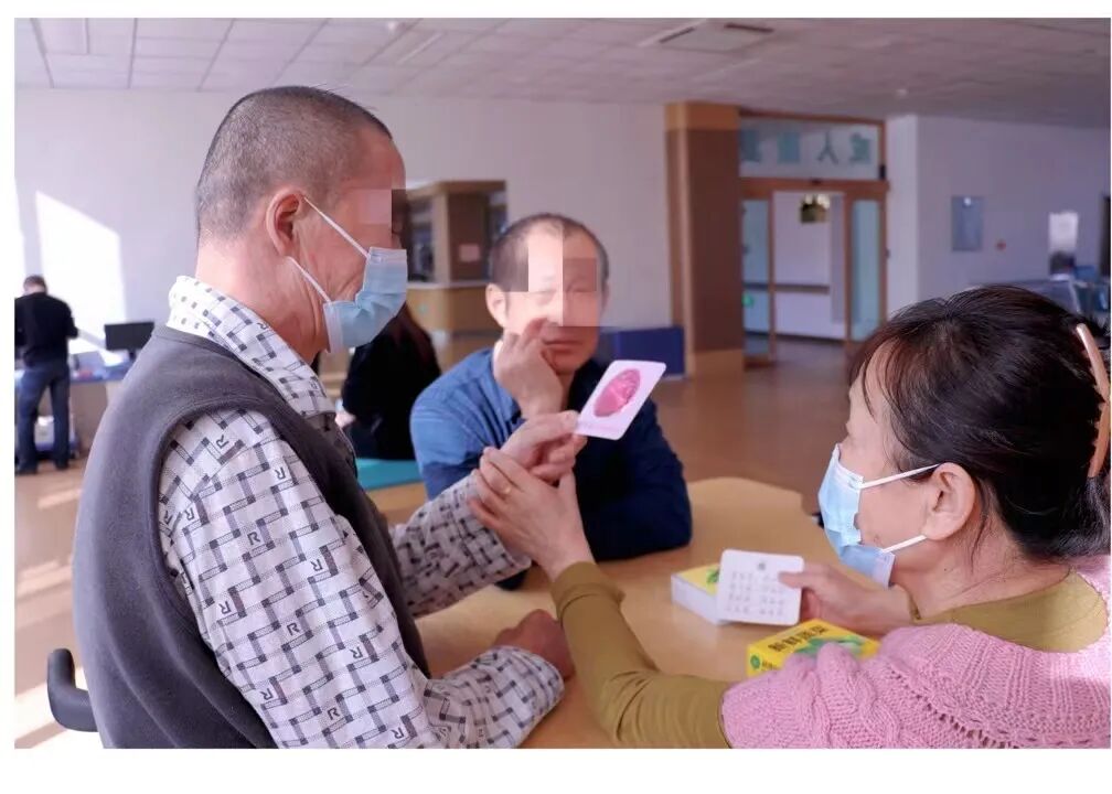 什么是康复机器人【步行训练的好帮手】下肢康复训练机器人_https://www.jmylbn.com_新闻资讯_第26张