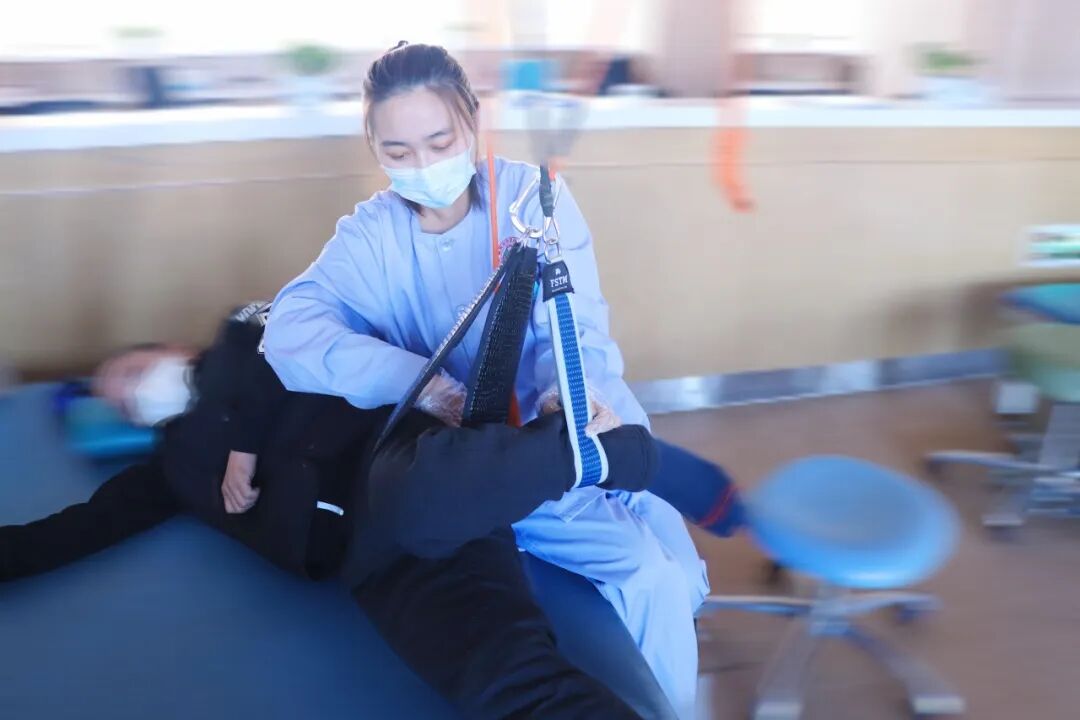 什么是康复机器人【步行训练的好帮手】下肢康复训练机器人_https://www.jmylbn.com_新闻资讯_第20张