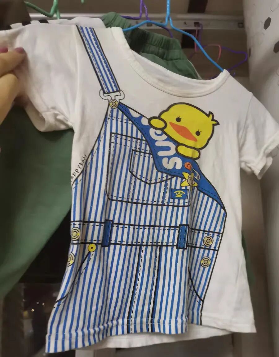 用什么消毒床单被被消毒液腐蚀褪色的衣服不要扔,只需一招就能满血复活,简单易操作!_新闻资讯_第4张_活检穿刺产品网 用什么消毒床单被被消毒液腐蚀褪色的衣服不要扔,只需一招就能满血复活,简单易操作!_https://www.jmylbn.com_新闻资讯_第4张