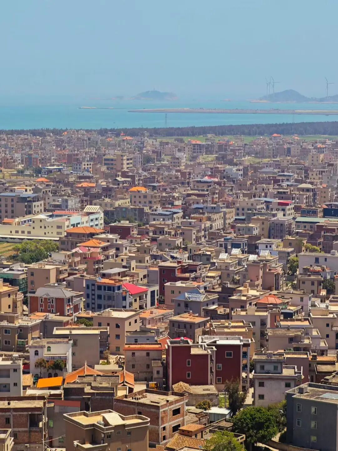 年味不输潮州，与台湾隔海相望的山海小城，遍地10块钱小吃，冬日还能追橘子海夕阳
