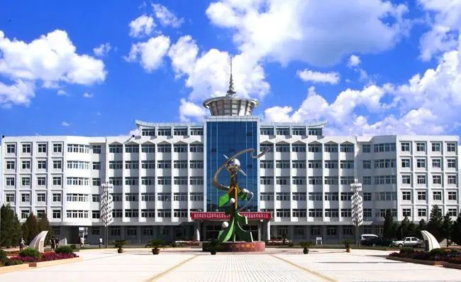 内蒙古民族大学北校区建筑，原创拍摄|内蒙古民族大学|校区|建筑_新浪新闻