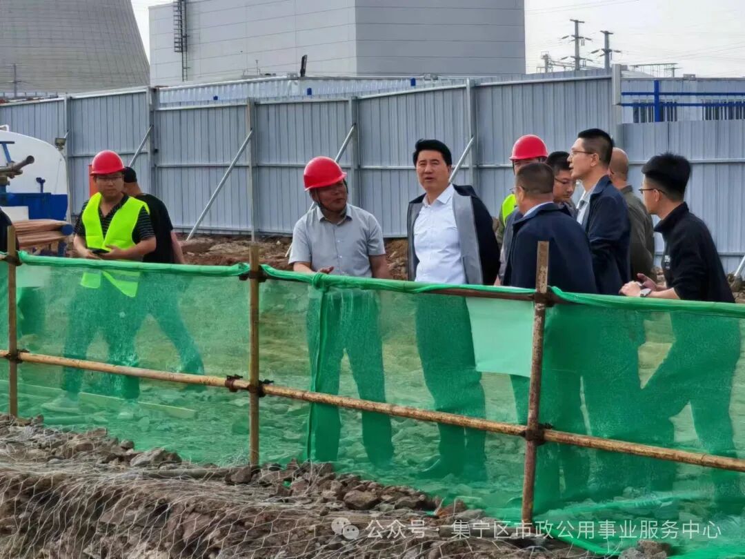 近日,中心领导班子成员多次陪同市委常委,集宁区委书记张永文,区委副