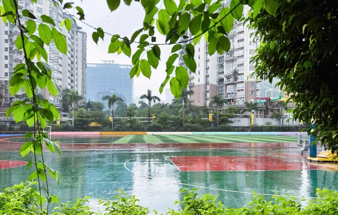 白云万科瑧山府单价7万+/㎡起，能不能入手？