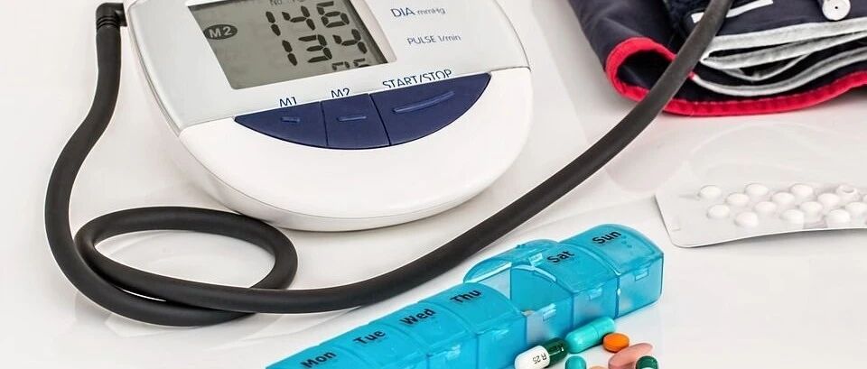 除了吃降压药，这些方法也能帮你控制血压