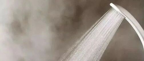 老人冬天洗澡注意四大要点