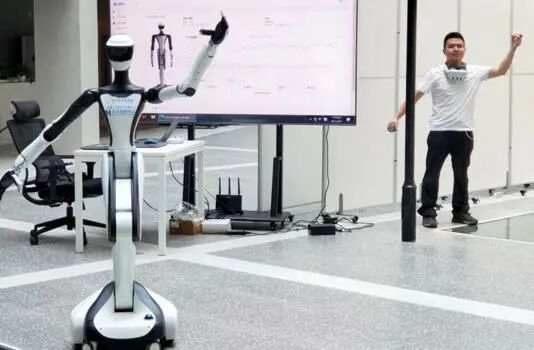 零售场景新突破：机器人训练“实战场”落地成都