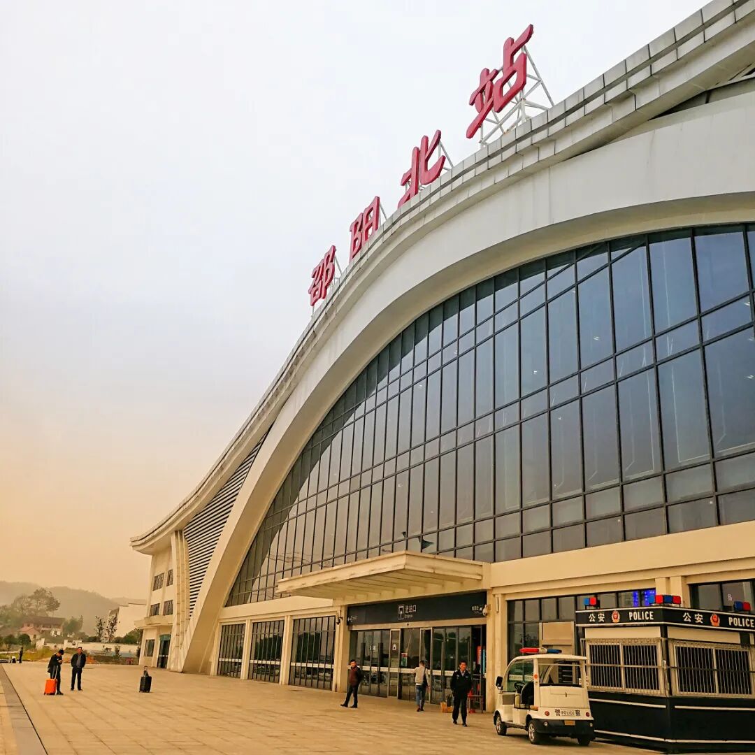 我国选址"最失败"的高铁站,央视公开批评,本地人都不愿去乘车