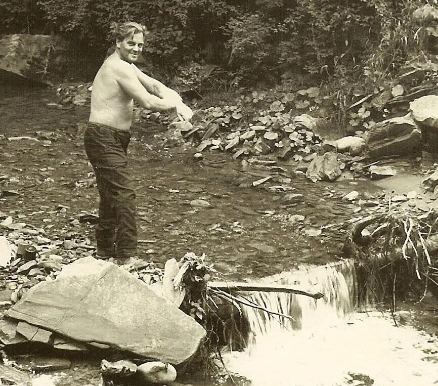 溪边的沙巴特，生活照