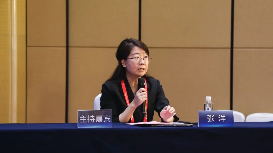 作为本报告的主持人,中国医学科学院阜外医院张洋教授参与讨论,既往有