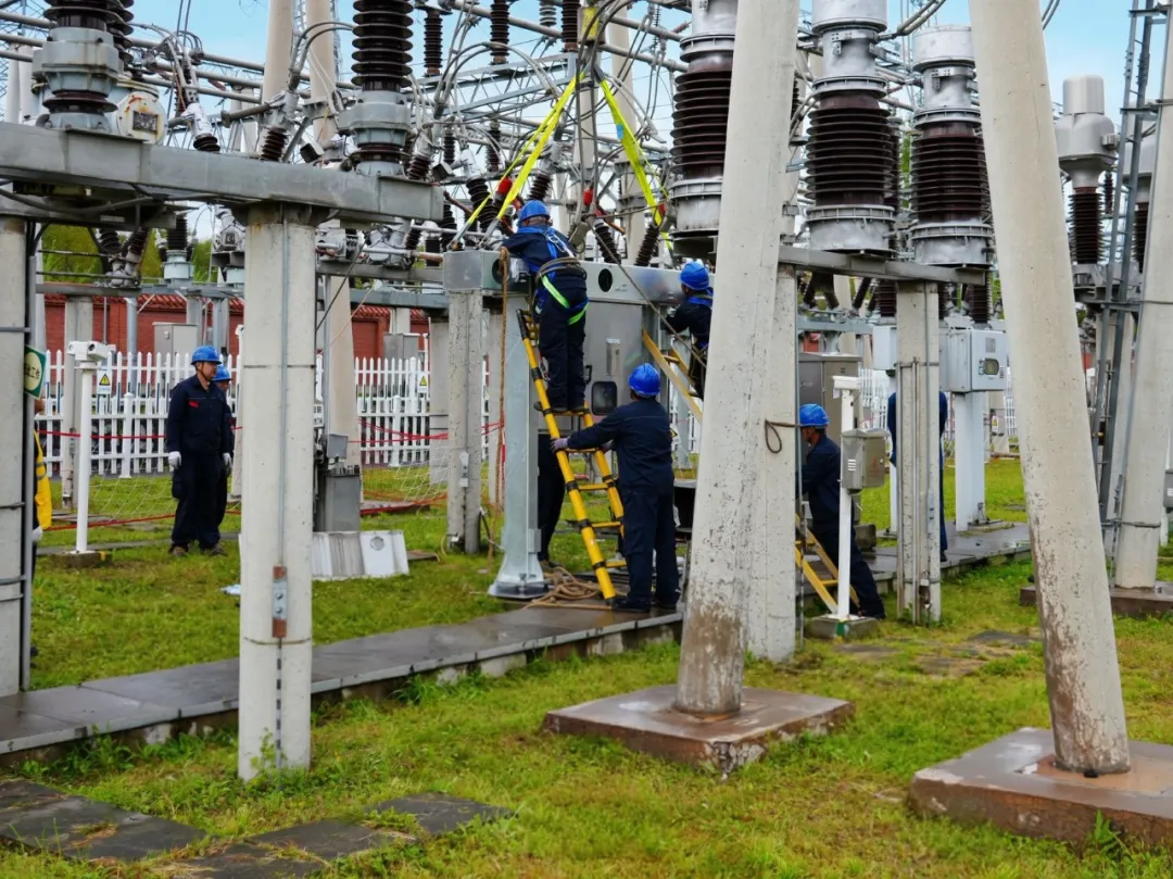 71eab1f67061a2cd3da51756fa7e00cf.jpg