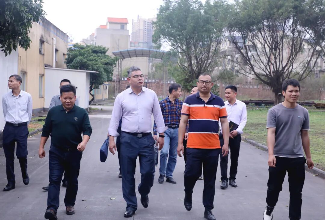 四下基层融安县委书记县长于福坚到企业调研