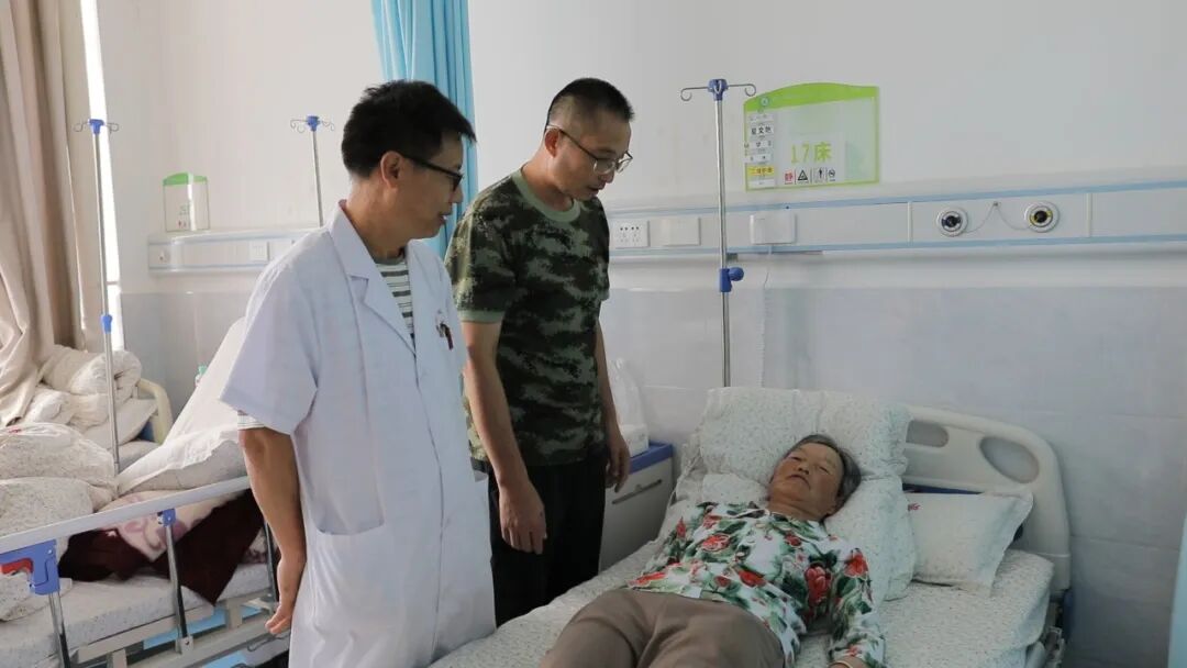 数据多跑路 群众少跑腿 家门口的“医”靠托起稳稳的幸福__数据多跑路 群众少跑腿 家门口的“医”靠托起稳稳的幸福