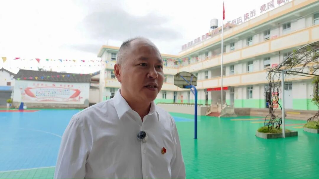 构建党建育人模式_党建引领促教育发展_