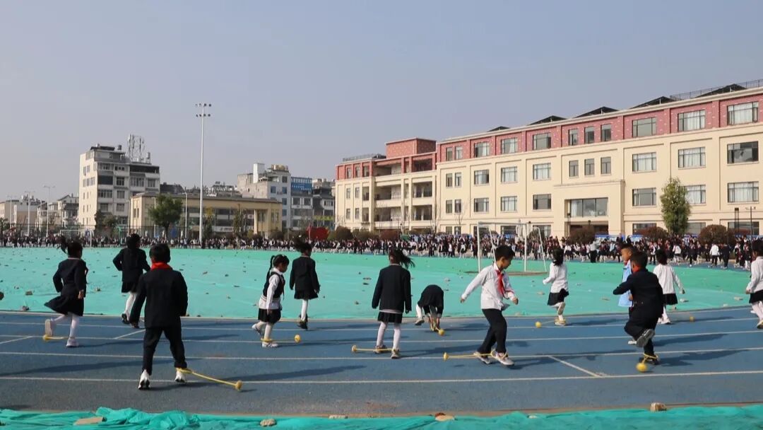 【办好人民满意的教育】新学期 满载希望 共赴新程__【办好人民满意的教育】新学期 满载希望 共赴新程