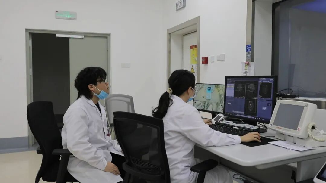 _数据多跑路 群众少跑腿 家门口的“医”靠托起稳稳的幸福_数据多跑路 群众少跑腿 家门口的“医”靠托起稳稳的幸福