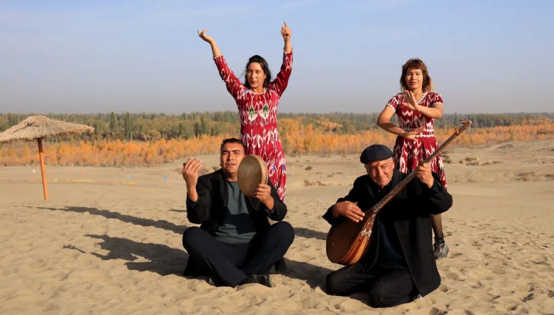 《乐舞大地》周成恩