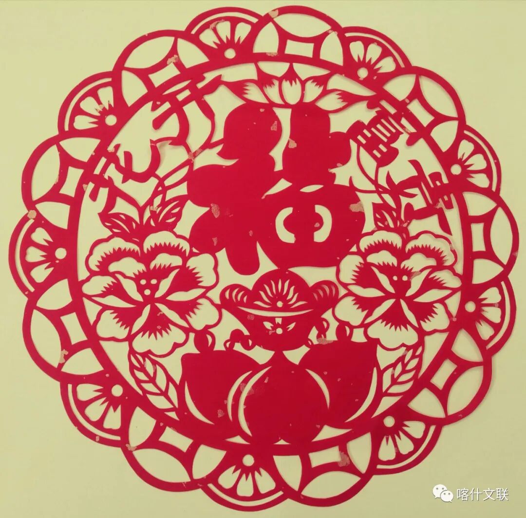 白任平龙年主题剪纸作品