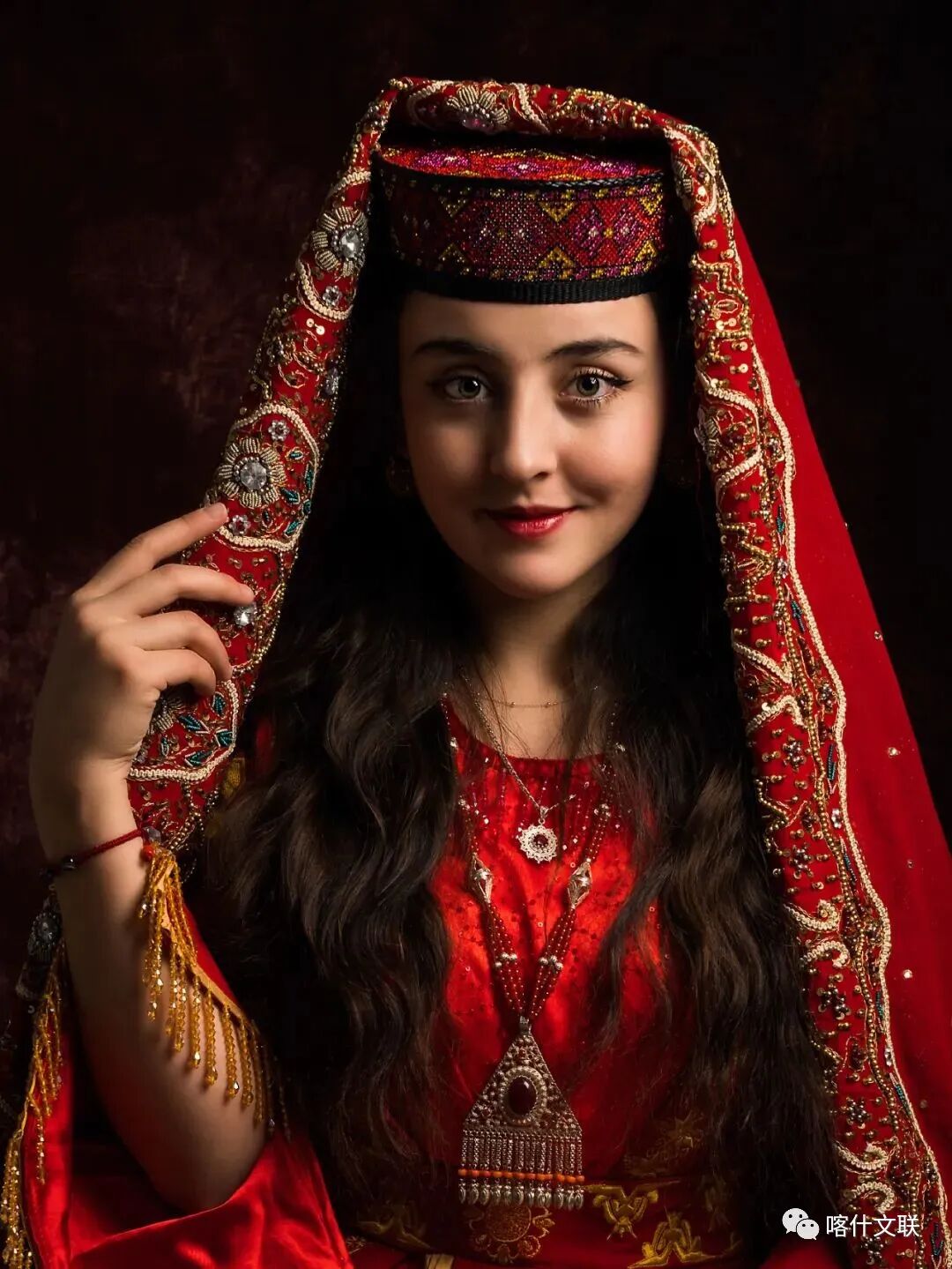 《阳光女孩》香香公主美拍第2名(581票):《喀什古丽》孙大