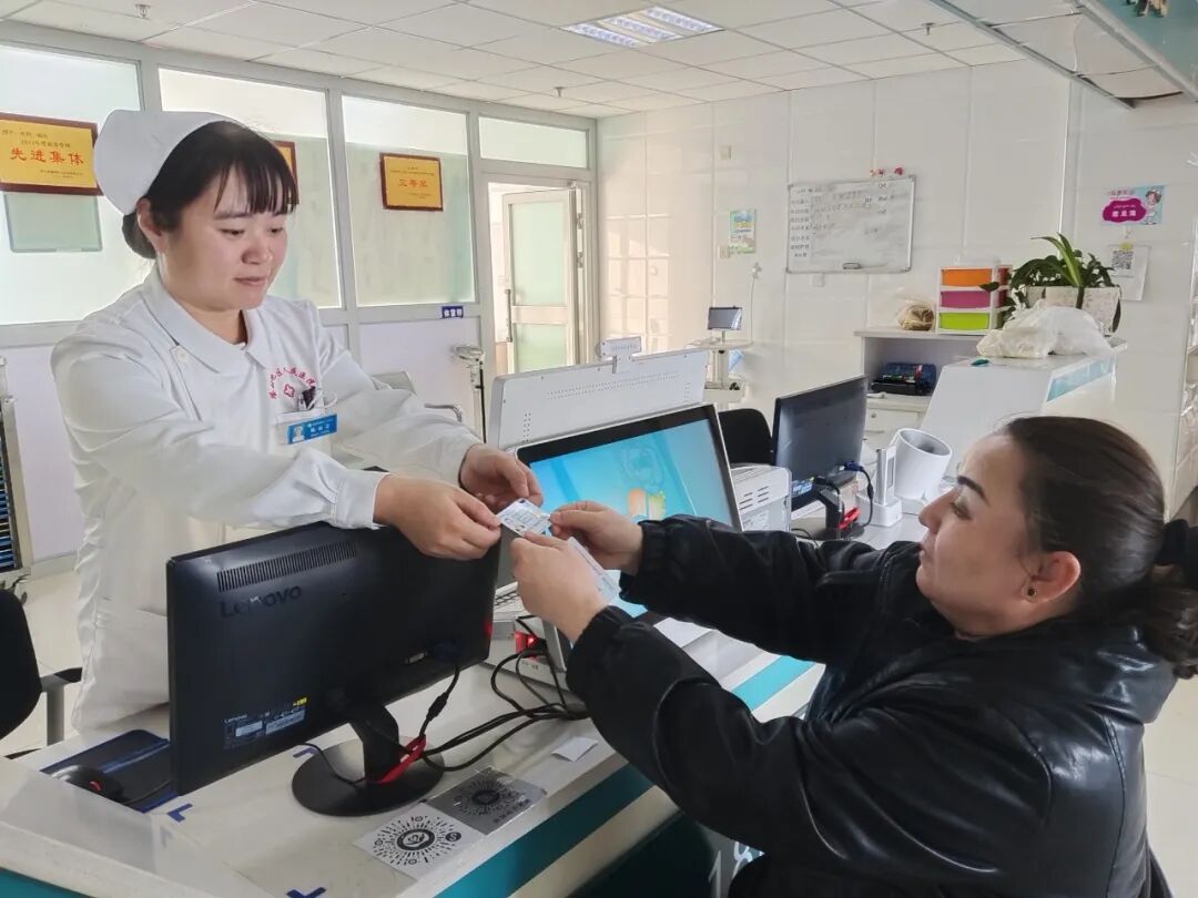 疼痛科怎么理疗改善护理服务行动丨疼痛科、肿瘤科：从护理评估到特色理疗，全方位提升患者住院体验_https://www.jmylbn.com_新闻资讯_第4张