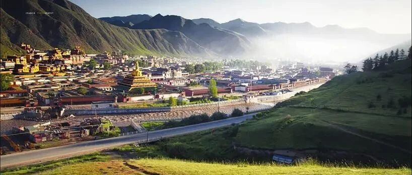 国内5条适合新能源车的经典自驾线路，内附超强充电指南!