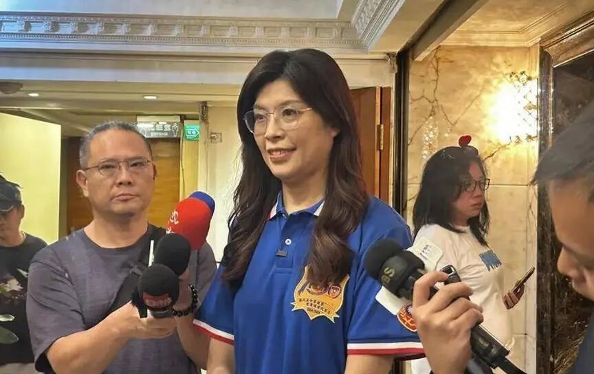 多名议长支持郑丽文,8位大佬力挺，郑丽文强援全部到齐，张亚中断言：国民党输怕了