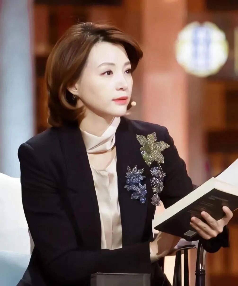 董卿经典语录名言名句大全,爱与希望的感悟