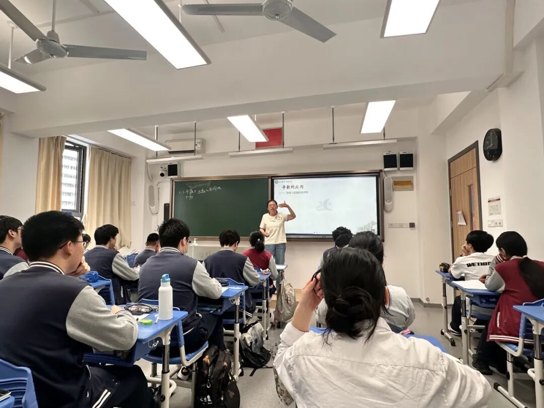 提升育人品质 打造"智趣"课堂——记上海理工大学附属储能中学青年