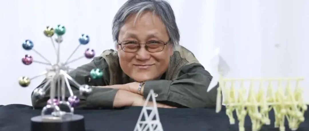 72岁硬核姥姥退休当网红，吸粉百万，真实身份曝光，她可不简单！