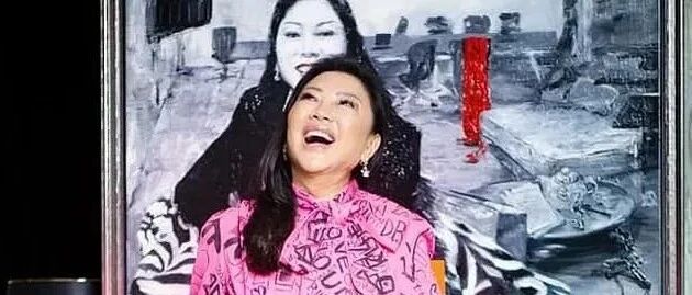 从底层洗碗工到身价10亿买私人飞机，逆天改命的她，为何选择寒夜露宿澳洲街头？