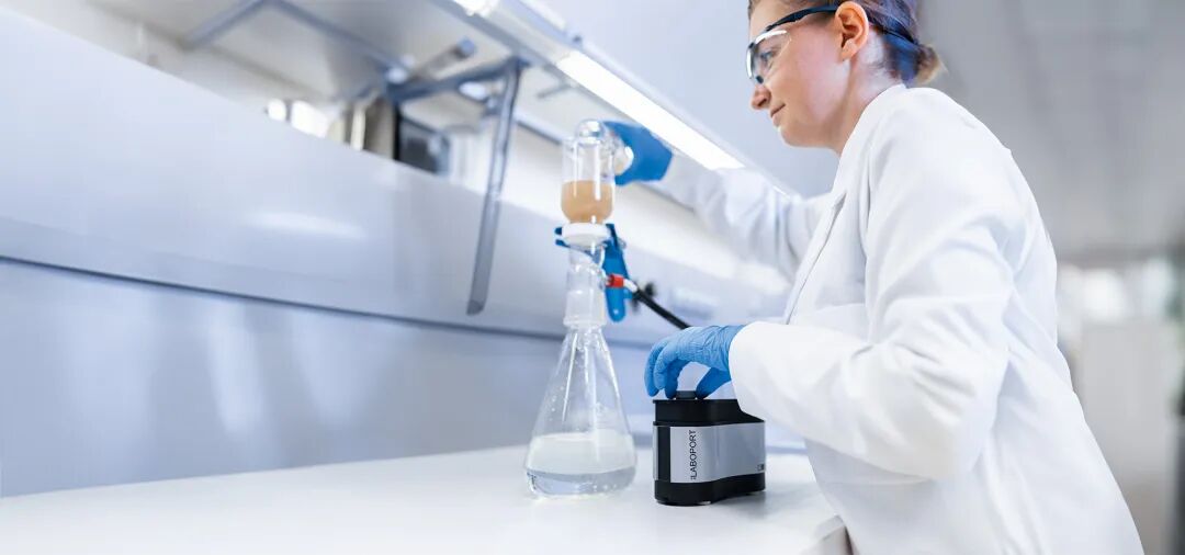 實(shí)驗(yàn)室應(yīng)用 | 抽濾 （附隔膜真空泵選型指導(dǎo)）