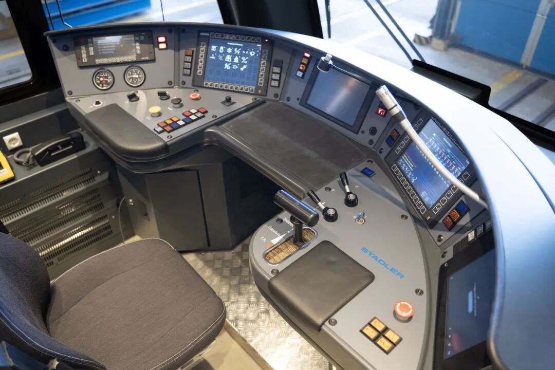 stadler-hidrogen-4.jpg