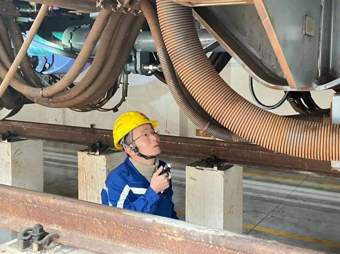 The first Shanghai Metro 11A03 train to undergo independent overhaul has successfully rolled off the production line! (Figure 5)