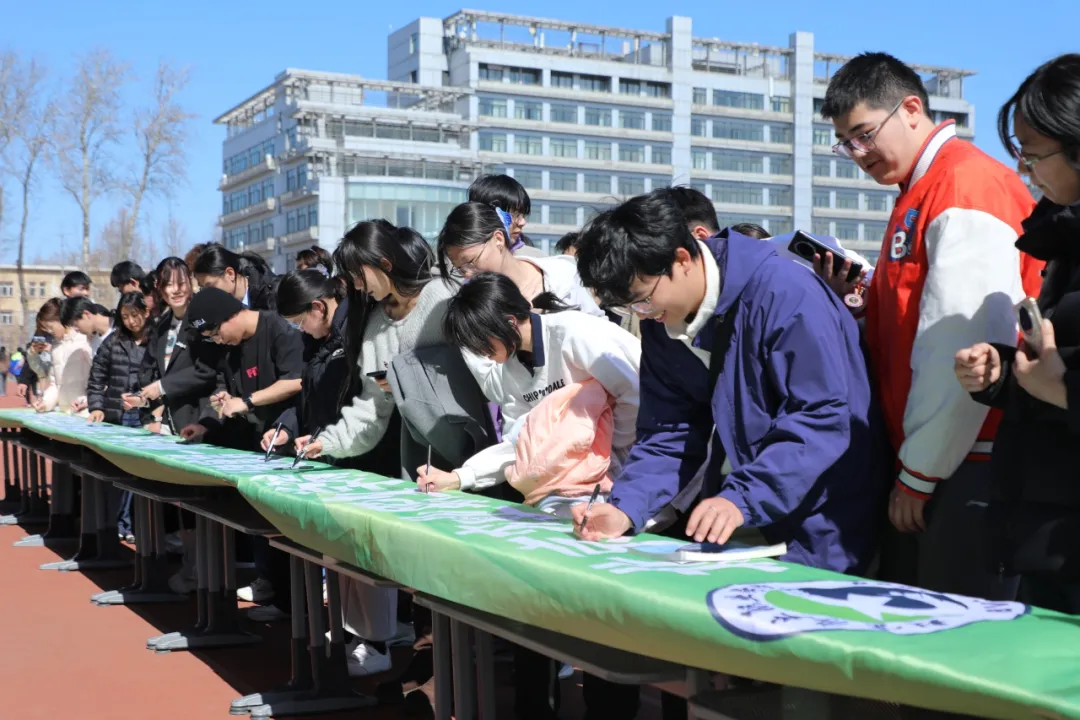 签字1.JPG