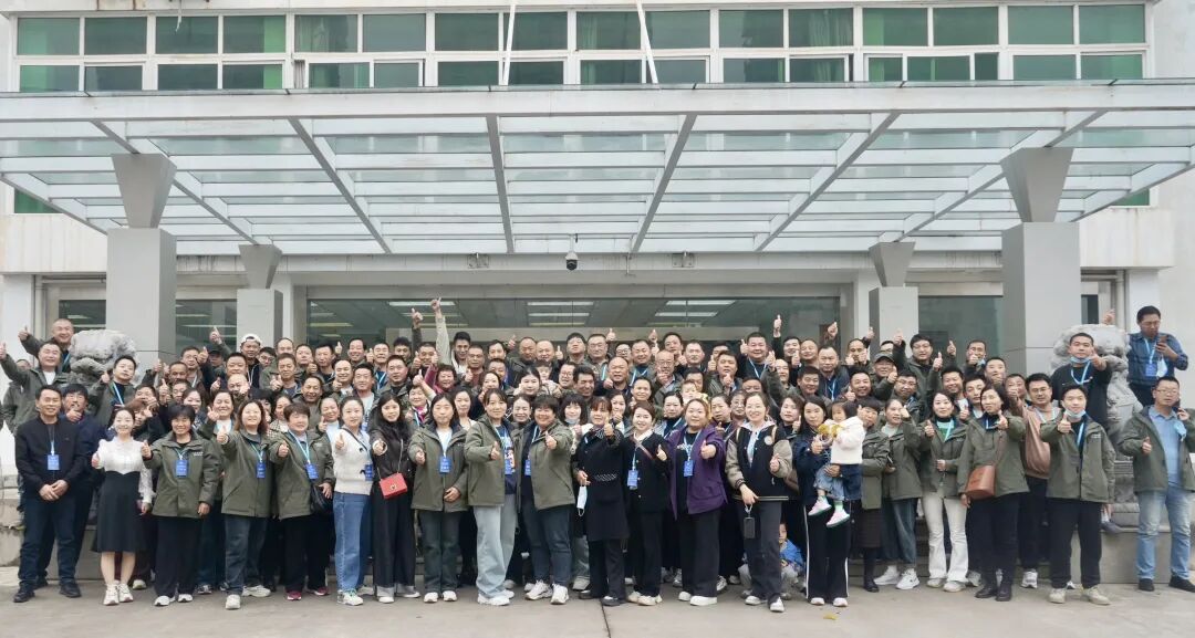 元贞葡萄帮200余人前往鼎天济农杨凌研发生产基地参观交流(图9)