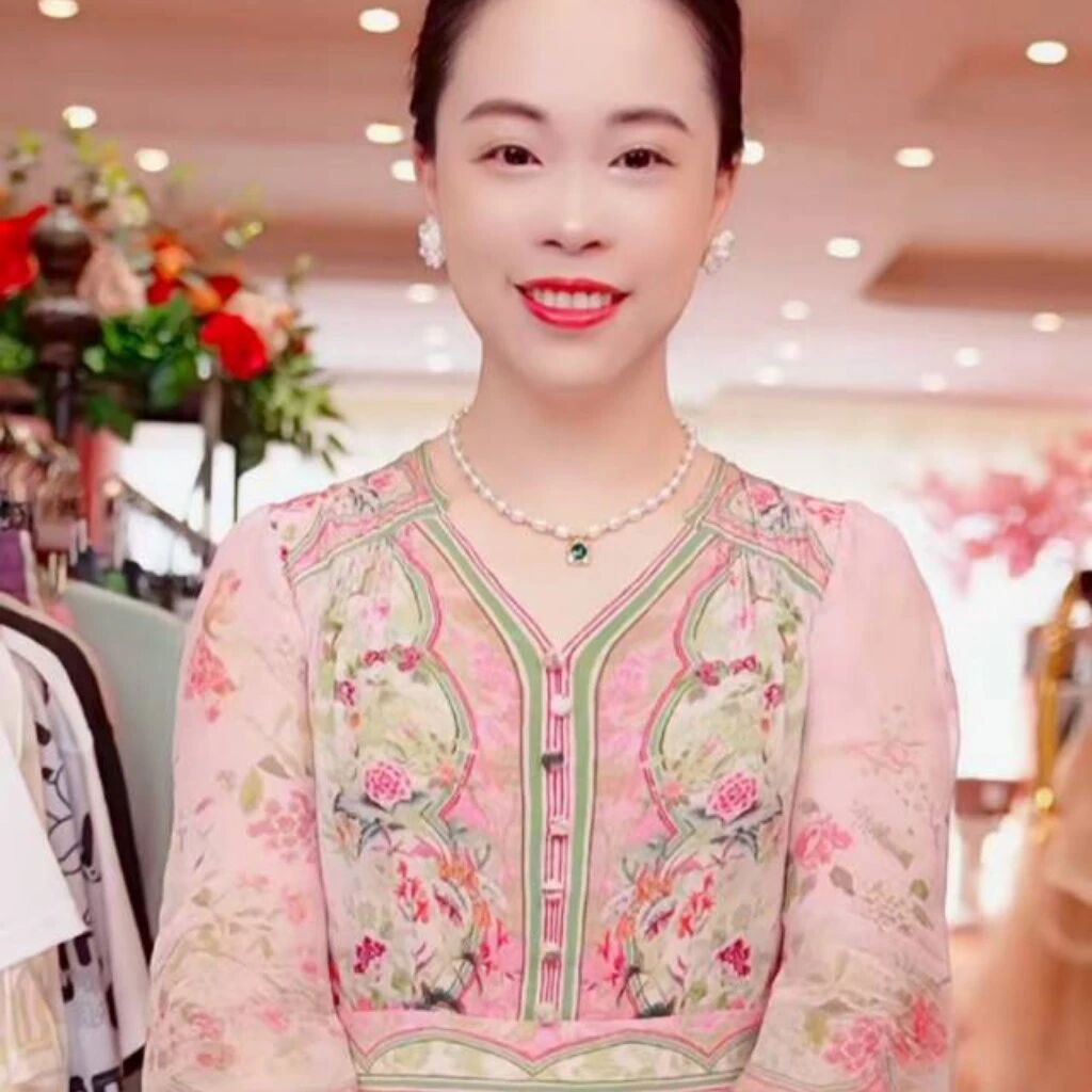 芬芬姐品牌服装