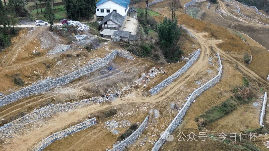 长岗镇有序推进高标准农田建设