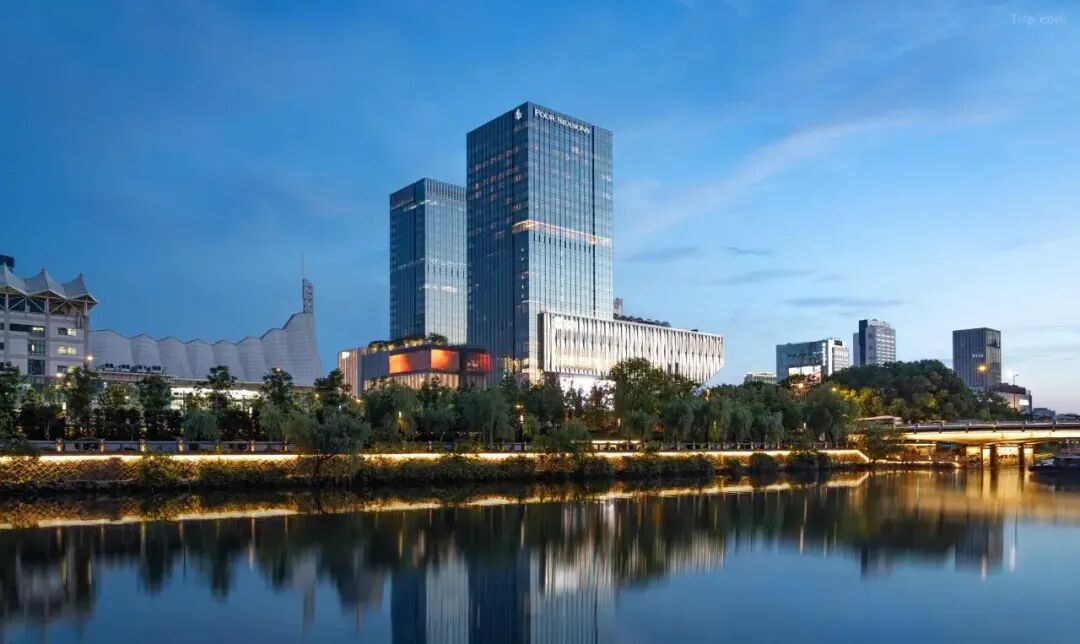 安吉开元嘉乐比国庆春节不加价 999元2晚含乐园门票温泉