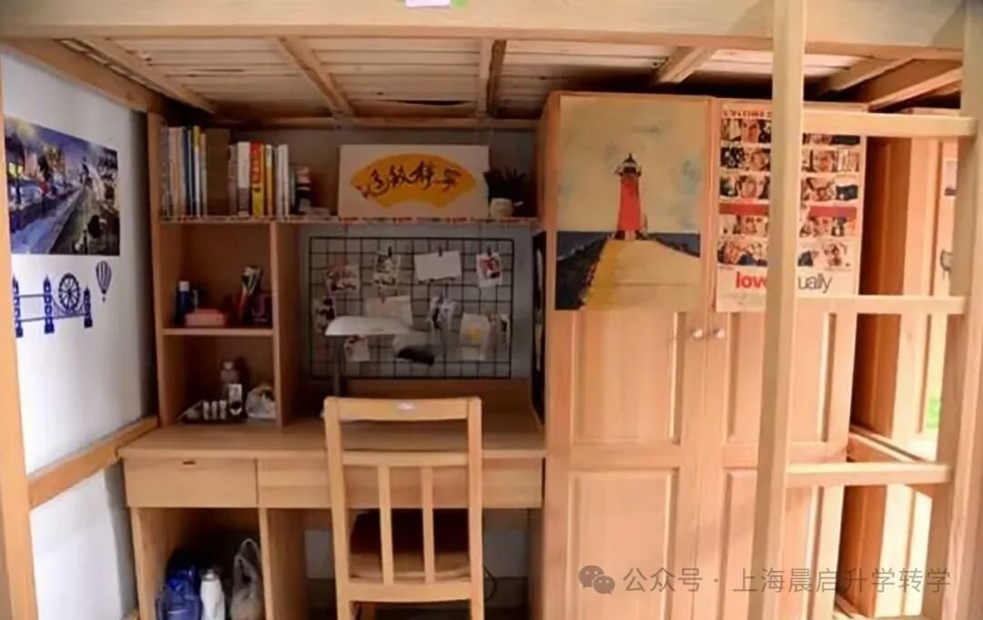 还行,不允许带电子设备(需要报备)学生评价:学校有一栋五层的宿舍楼