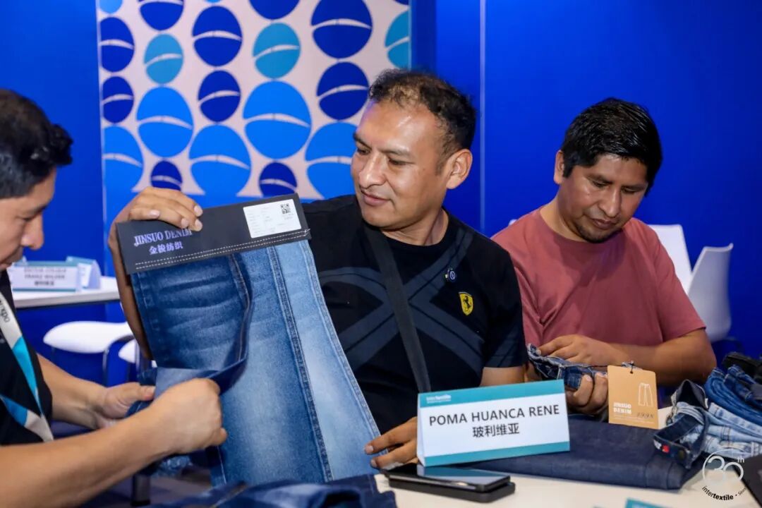 超10萬名觀眾參觀2024intertextile秋冬面輔料展 | 2025上海、深圳兩地三展新程再啟