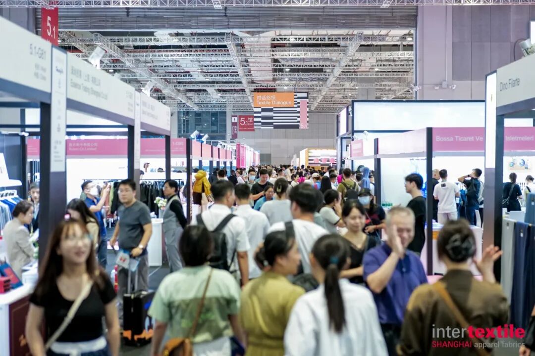 超10萬名觀眾參觀2024intertextile秋冬面輔料展 | 2025上海、深圳兩地三展新程再啟